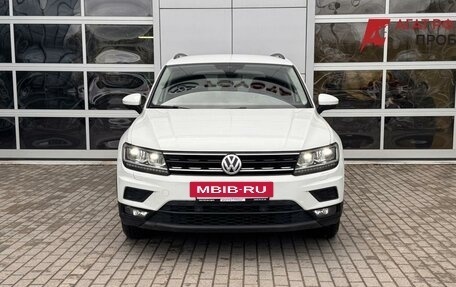 Volkswagen Tiguan II, 2020 год, 2 115 000 рублей, 2 фотография