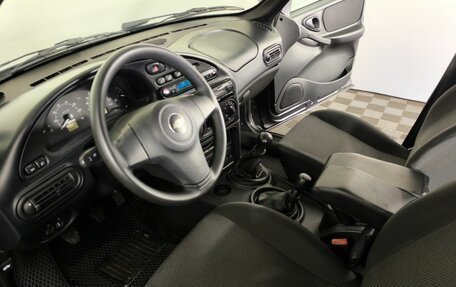 Chevrolet Niva I рестайлинг, 2017 год, 750 000 рублей, 8 фотография