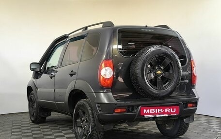 Chevrolet Niva I рестайлинг, 2017 год, 750 000 рублей, 6 фотография