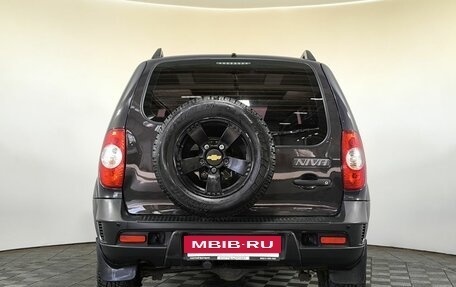 Chevrolet Niva I рестайлинг, 2017 год, 750 000 рублей, 5 фотография