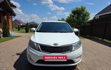 KIA Rio III рестайлинг, 2014 год, 700 000 рублей, 2 фотография