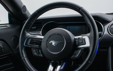 Ford Mustang VI рестайлинг, 2019 год, 4 490 000 рублей, 16 фотография