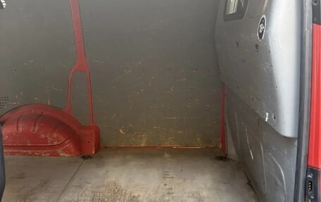 Volkswagen Transporter T5 рестайлинг, 2003 год, 650 000 рублей, 12 фотография