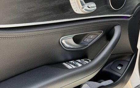 Mercedes-Benz E-Класс, 2016 год, 2 950 000 рублей, 12 фотография