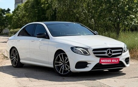 Mercedes-Benz E-Класс, 2016 год, 2 950 000 рублей, 3 фотография