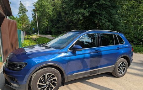 Volkswagen Tiguan II, 2018 год, 3 000 000 рублей, 3 фотография
