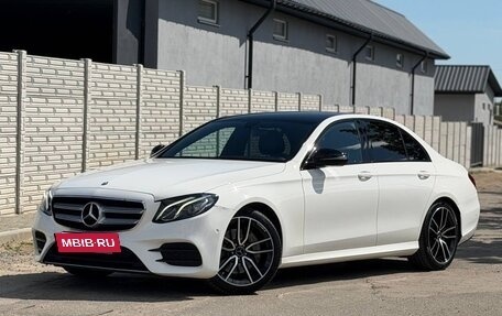 Mercedes-Benz E-Класс, 2016 год, 2 950 000 рублей, 2 фотография