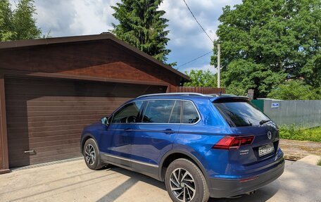 Volkswagen Tiguan II, 2018 год, 3 000 000 рублей, 5 фотография