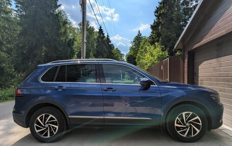 Volkswagen Tiguan II, 2018 год, 3 000 000 рублей, 11 фотография