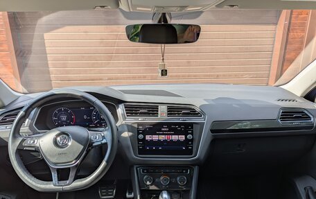 Volkswagen Tiguan II, 2018 год, 3 000 000 рублей, 15 фотография