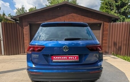 Volkswagen Tiguan II, 2018 год, 3 000 000 рублей, 7 фотография