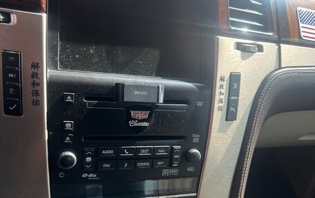 Cadillac Escalade III, 2010 год, 999 000 рублей, 18 фотография