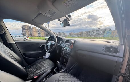 Volkswagen Polo VI (EU Market), 2015 год, 1 200 000 рублей, 7 фотография