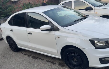 Volkswagen Polo VI (EU Market), 2016 год, 520 000 рублей, 2 фотография