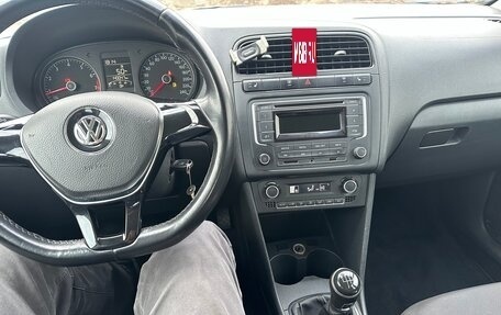 Volkswagen Polo VI (EU Market), 2015 год, 1 000 000 рублей, 14 фотография