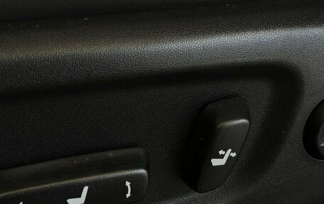 Toyota Land Cruiser Prado 150 рестайлинг 2, 2019 год, 4 175 000 рублей, 10 фотография