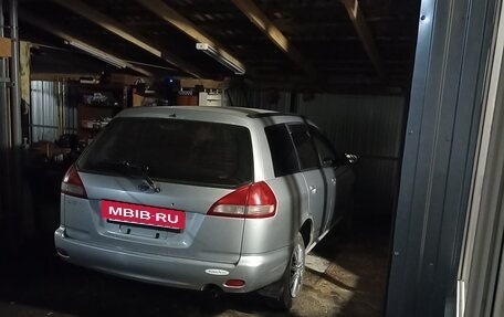 Nissan Wingroad III, 2000 год, 265 000 рублей, 2 фотография