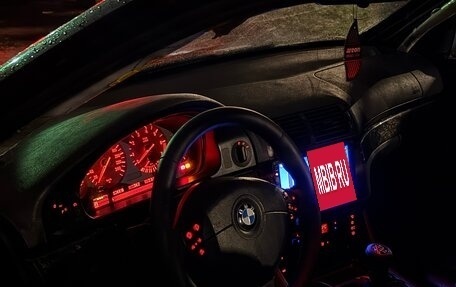 BMW 5 серия, 1999 год, 300 000 рублей, 7 фотография