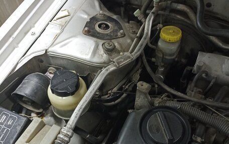 Nissan Wingroad III, 2000 год, 265 000 рублей, 10 фотография