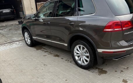 Volkswagen Touareg III, 2017 год, 3 400 000 рублей, 3 фотография