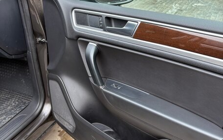 Volkswagen Touareg III, 2017 год, 3 400 000 рублей, 4 фотография
