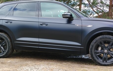 Volkswagen Touareg III, 2022 год, 9 000 000 рублей, 8 фотография