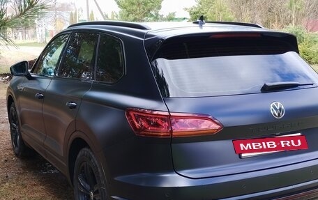 Volkswagen Touareg III, 2022 год, 9 000 000 рублей, 4 фотография