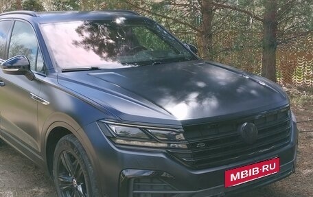 Volkswagen Touareg III, 2022 год, 9 000 000 рублей, 2 фотография