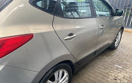 Hyundai ix35 I рестайлинг, 2011 год, 990 000 рублей, 3 фотография