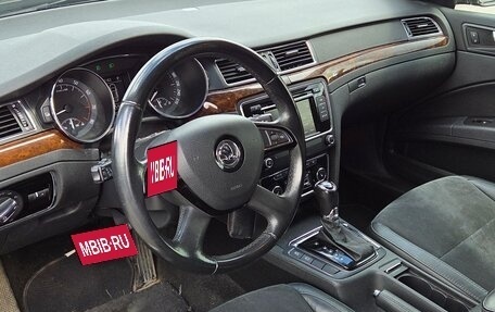 Skoda Superb III рестайлинг, 2013 год, 1 350 000 рублей, 20 фотография