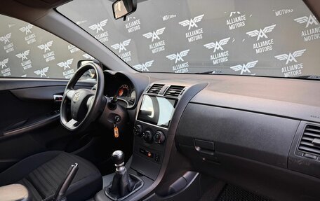 Toyota Corolla, 2011 год, 940 000 рублей, 20 фотография