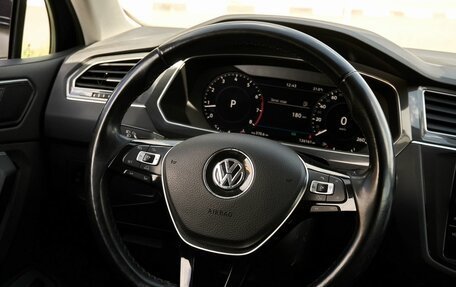 Volkswagen Tiguan II, 2017 год, 2 670 000 рублей, 16 фотография