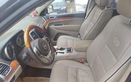 Jeep Grand Cherokee, 2011 год, 1 350 000 рублей, 15 фотография