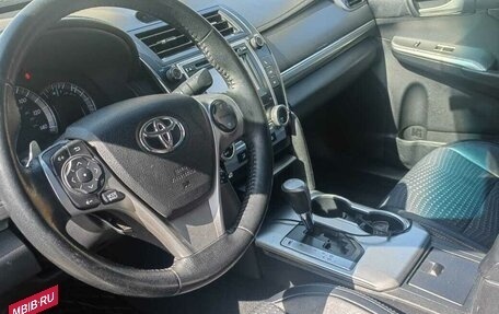 Toyota Camry, 2013 год, 1 550 000 рублей, 4 фотография