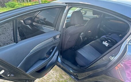 Mazda 6, 2019 год, 2 400 000 рублей, 10 фотография