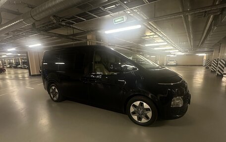 Hyundai Staria, 2021 год, 4 300 000 рублей, 3 фотография