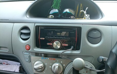 Toyota Sienta I, 2008 год, 595 000 рублей, 3 фотография