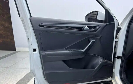 Volkswagen T-Roc I, 2022 год, 1 690 017 рублей, 20 фотография