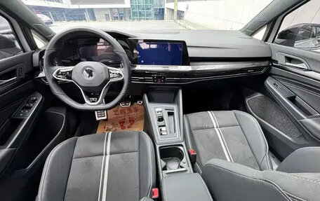 Volkswagen Golf VIII, 2022 год, 1 510 000 рублей, 5 фотография