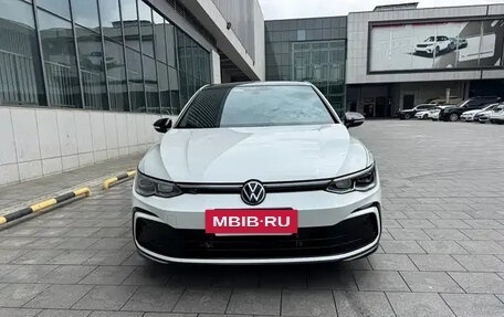 Volkswagen Golf VIII, 2022 год, 1 510 000 рублей, 2 фотография