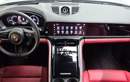 Porsche Panamera, 2025 год, 16 700 000 рублей, 13 фотография