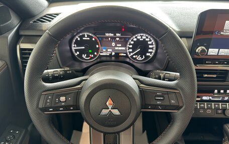 Mitsubishi L200, 2025 год, 5 990 000 рублей, 28 фотография