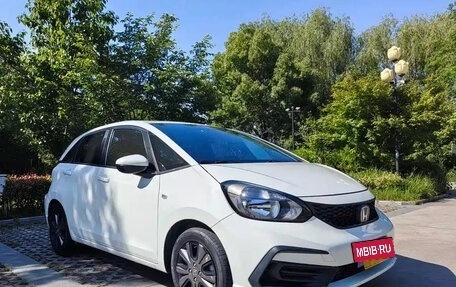 Honda Fit, 2022 год, 1 093 000 рублей, 3 фотография