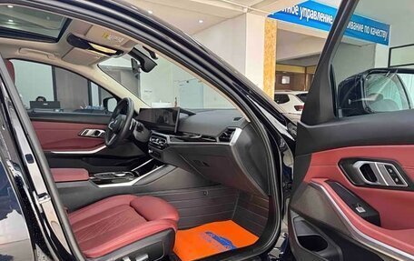BMW 3 серия, 2022 год, 3 050 000 рублей, 12 фотография