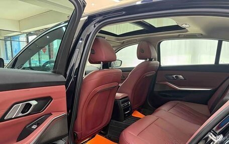 BMW 3 серия, 2022 год, 3 050 000 рублей, 8 фотография