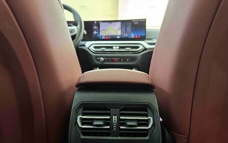 BMW 3 серия, 2022 год, 3 050 000 рублей, 11 фотография