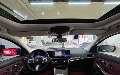 BMW 3 серия, 2022 год, 3 050 000 рублей, 10 фотография