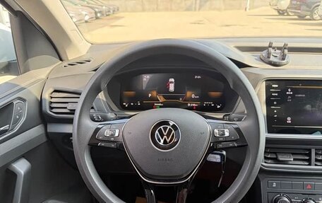 Volkswagen T-Cross I, 2025 год, 1 520 000 рублей, 10 фотография