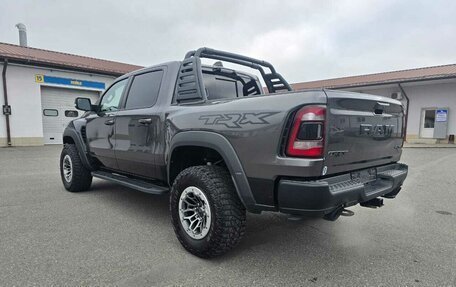 Dodge RAM IV, 2019 год, 7 500 000 рублей, 8 фотография