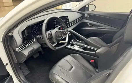 Hyundai Elantra, 2022 год, 1 120 010 рублей, 8 фотография